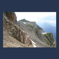 2010-07-11_12-30_Dammkarsteig_Blick-Karwendelhaus (1).JPG